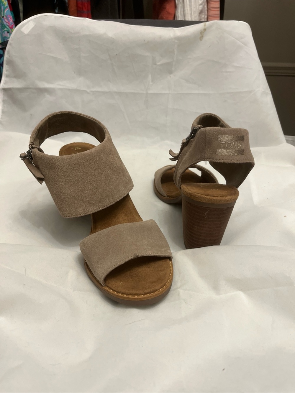 Toms Majorca Women’s Taupe Suede Block Heel Sandals - Picture 7 of 7